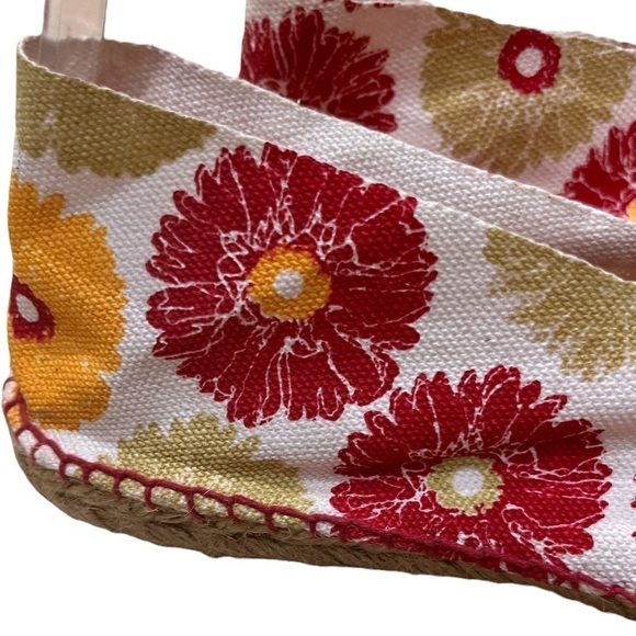 Rock Flower Paper Floral Flat Espadrilles Canvas Jute Beige, Red, & Yellow 7.5 - Picture 8 of 8